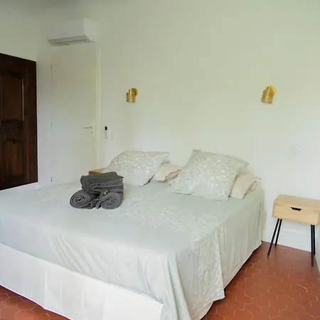 « villa L'enclos »