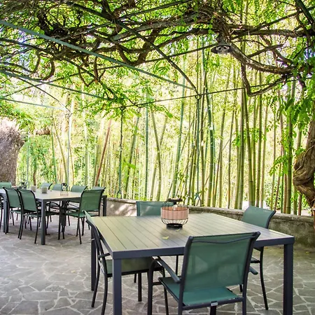 « villa L'enclos » *